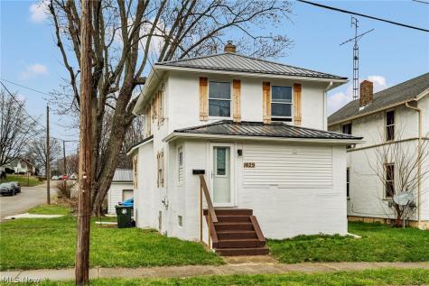1629 23rd Street NE Canton OH 44714