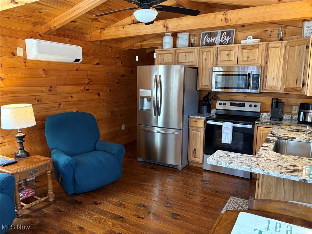 5919 Lake Road W Ashtabula OH 44004