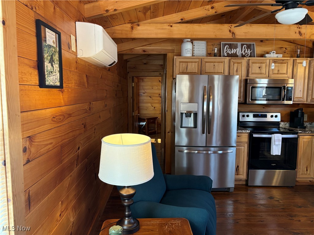 5919 Lake Road W Ashtabula OH 44004
