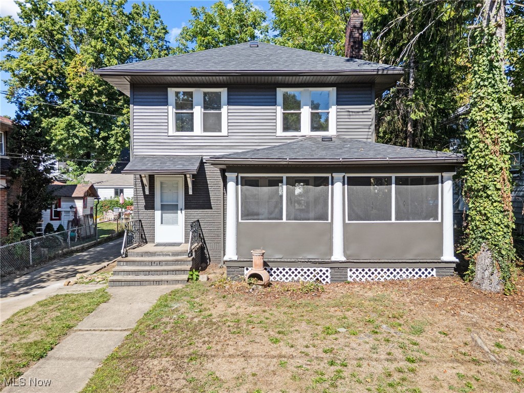 1071 Delia Avenue Akron OH 44320