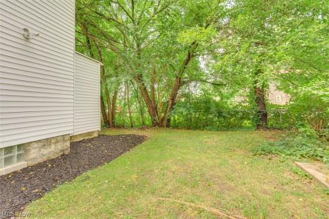 484 Spicer Street Akron OH 44311