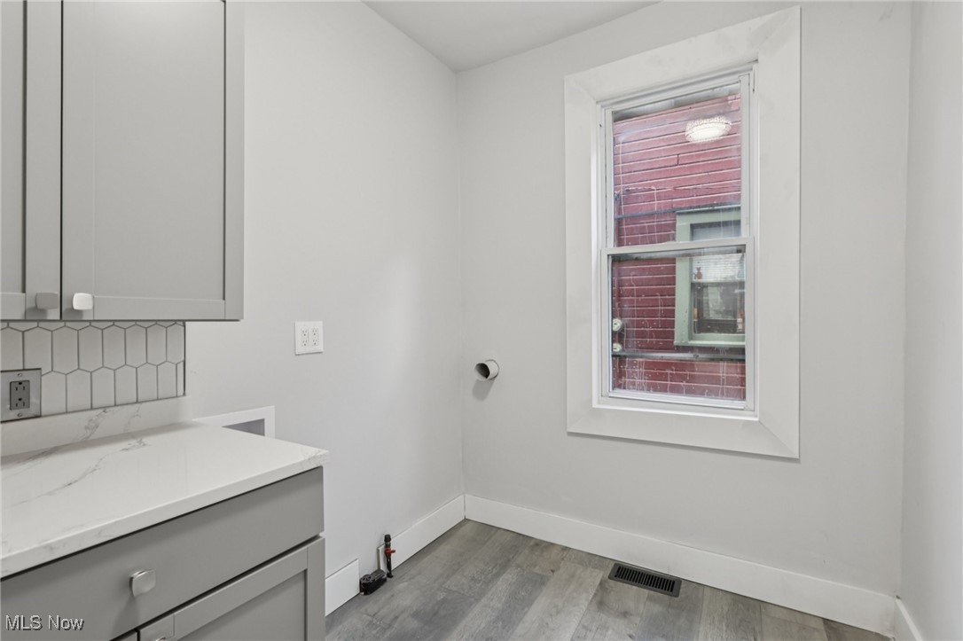 1834 W 44 Street Cleveland OH 44113