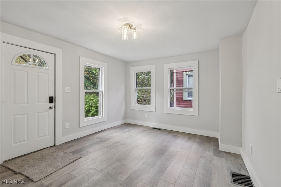 1834 W 44 Street Cleveland OH 44113