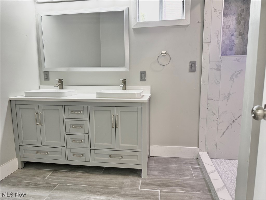 1834 W 44 Street Cleveland OH 44113