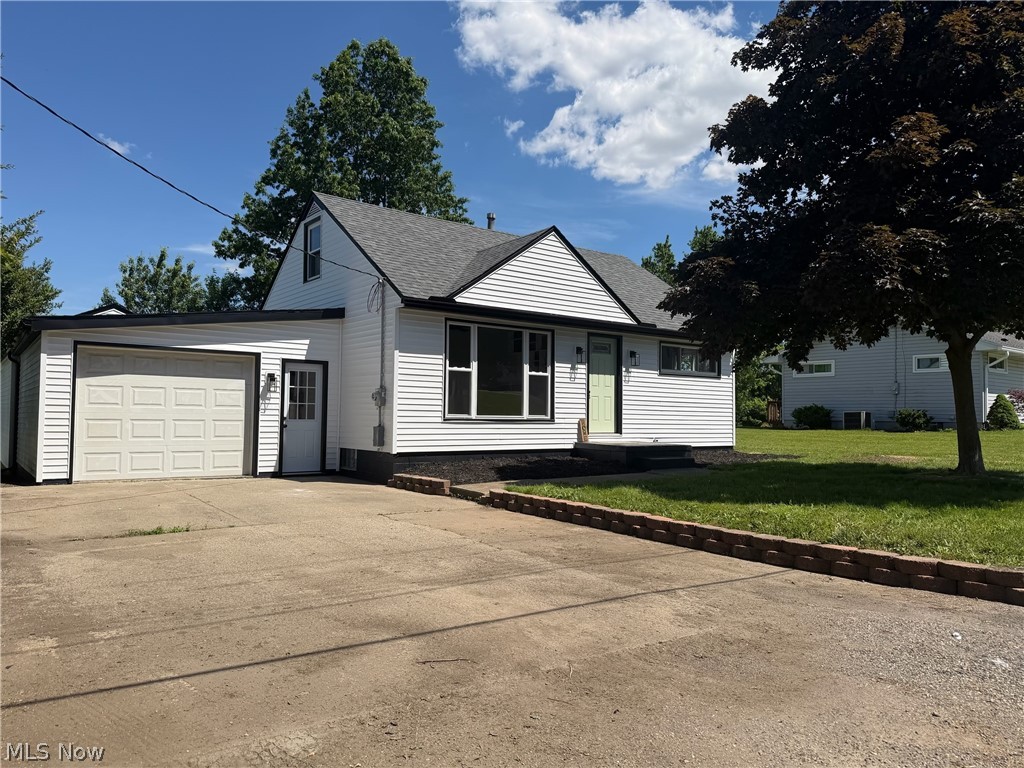 248 Menegay Road Louisville OH 44641