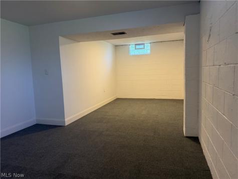 248 Menegay Road Louisville OH 44641