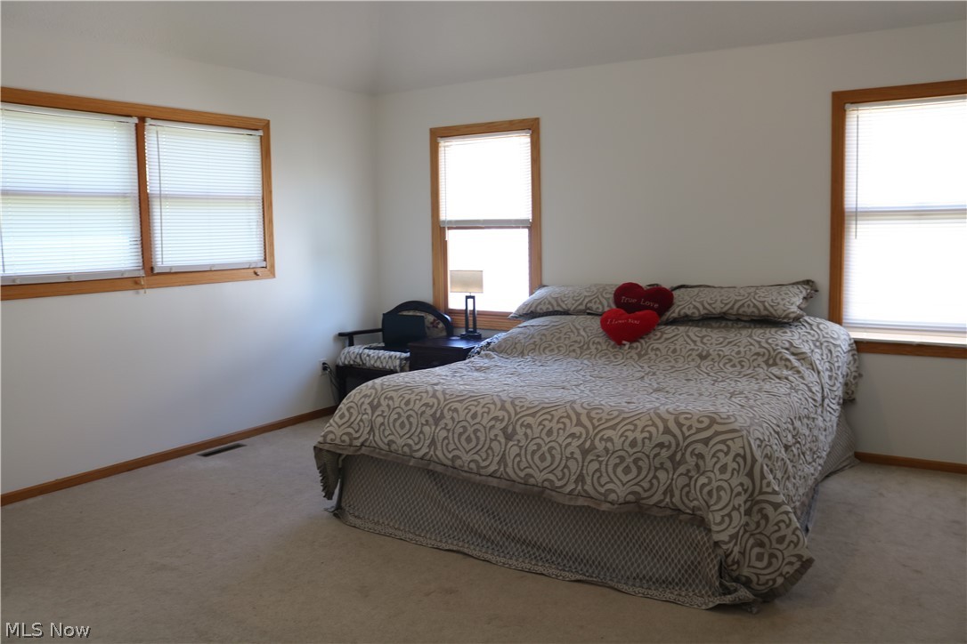 8766 Pointe Drive Broadview Heights OH 44147