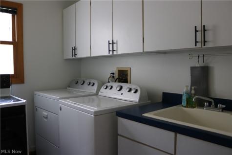8766 Pointe Drive Broadview Heights OH 44147