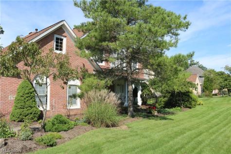 8766 Pointe Drive Broadview Heights OH 44147