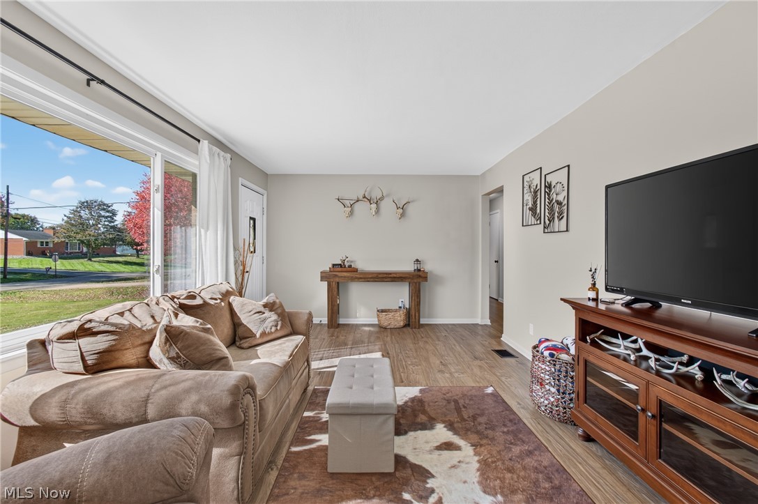 5701 Rosedale Street Louisville OH 44641