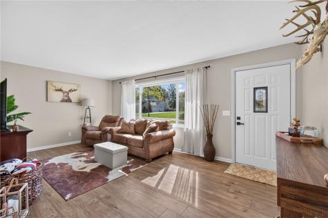 5701 Rosedale Street Louisville OH 44641