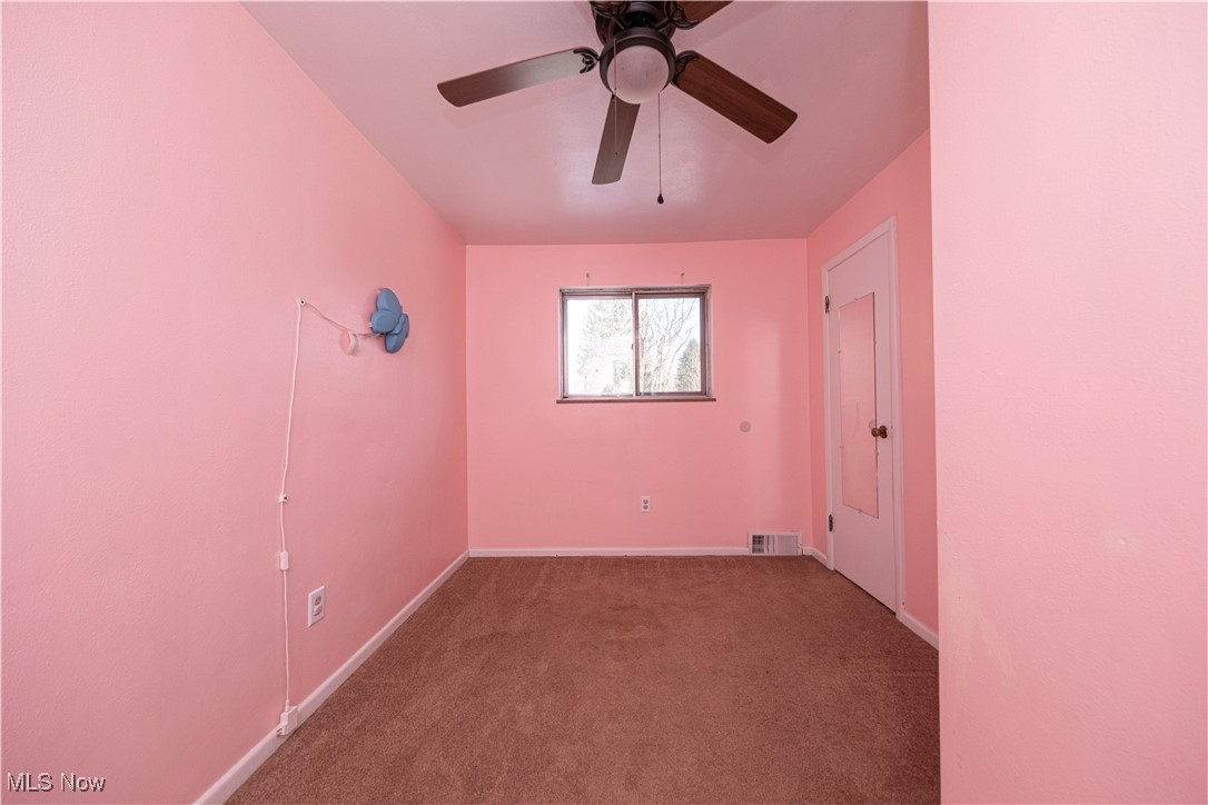 132 Linmar Street Wintersville OH 43953