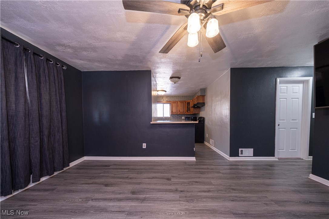 132 Linmar Street Wintersville OH 43953