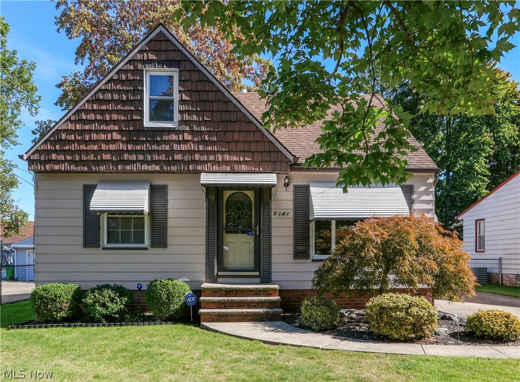 5141 W 8th Street Brooklyn Heights OH 44131