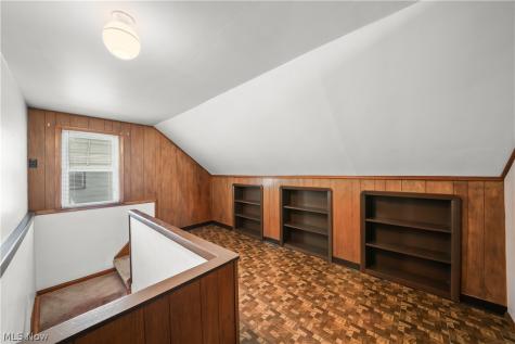 5141 W 8th Street Brooklyn Heights OH 44131
