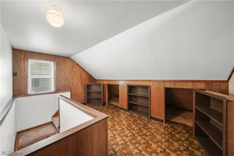 5141 W 8th Street Brooklyn Heights OH 44131