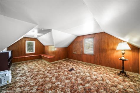 5141 W 8th Street Brooklyn Heights OH 44131