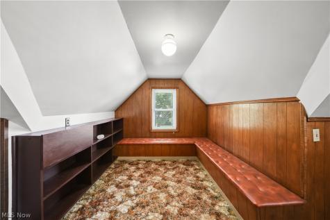 5141 W 8th Street Brooklyn Heights OH 44131