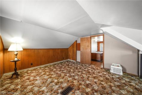 5141 W 8th Street Brooklyn Heights OH 44131