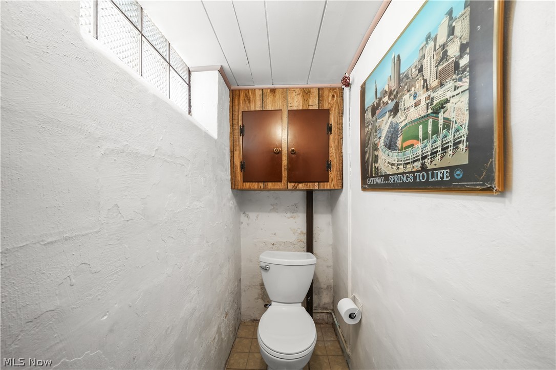 5141 W 8th Street Brooklyn Heights OH 44131