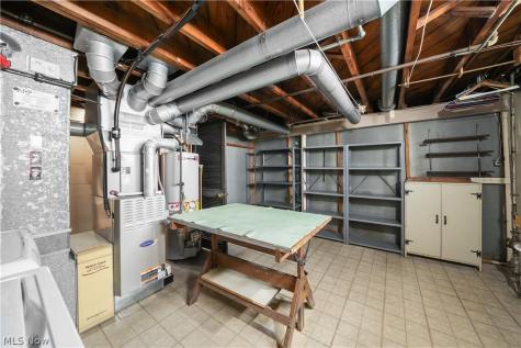 5141 W 8th Street Brooklyn Heights OH 44131