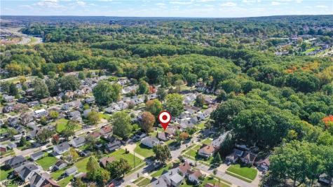 5141 W 8th Street Brooklyn Heights OH 44131