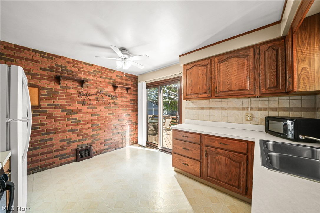 5141 W 8th Street Brooklyn Heights OH 44131