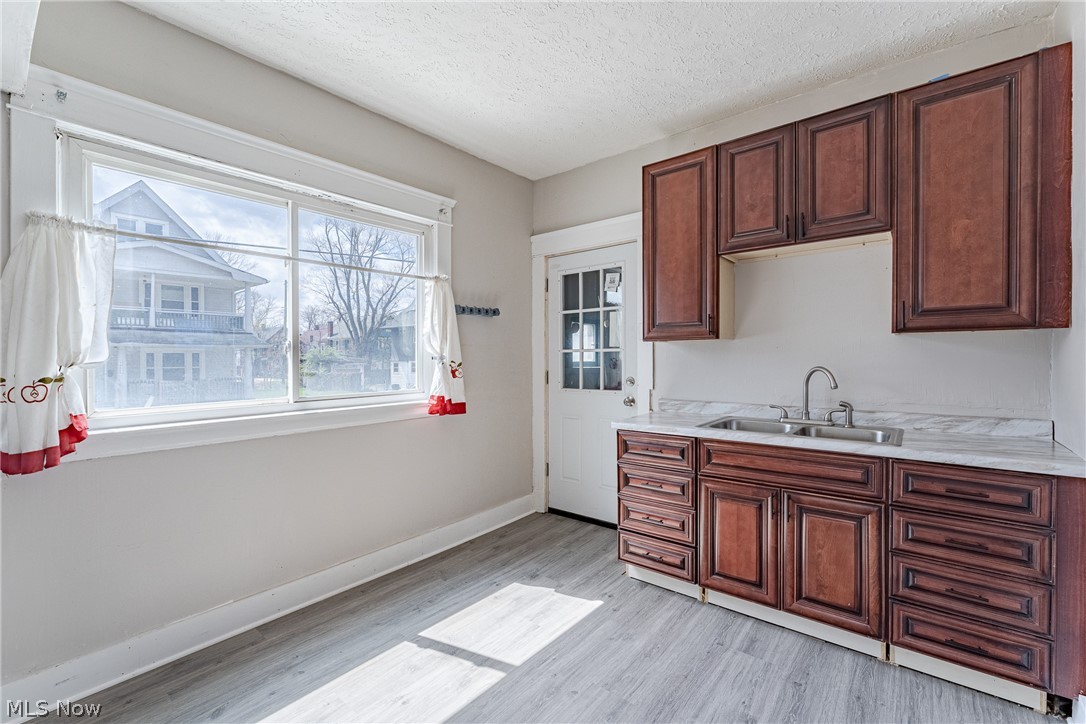 1484 E 135th Street East Cleveland OH 44112