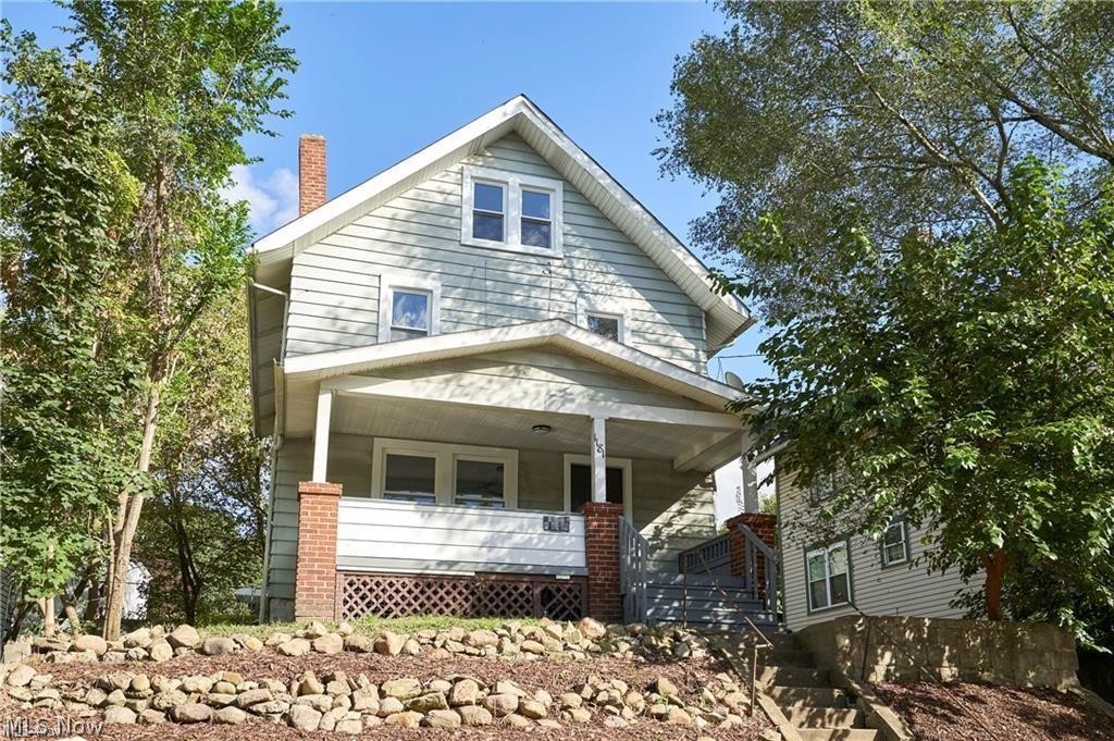 1181 Pondview Avenue Akron OH 44305