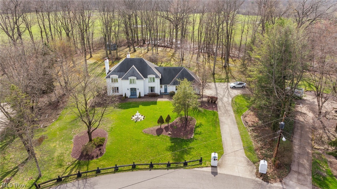 1969 Twin Oaks Drive Girard OH 44420