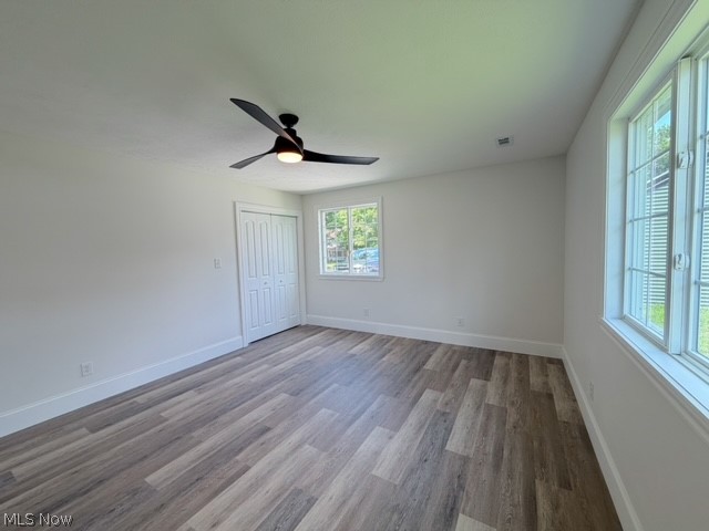 131 W 10th Street Uhrichsville OH 44683
