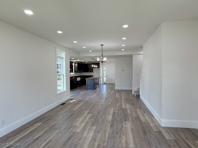 131 W 10th Street Uhrichsville OH 44683