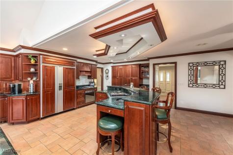 169 Plymouth Drive Bay Village OH 44140