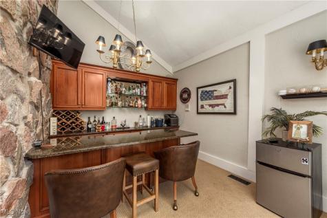 169 Plymouth Drive Bay Village OH 44140