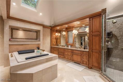 169 Plymouth Drive Bay Village OH 44140