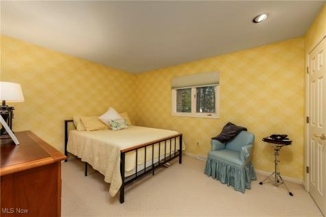 169 Plymouth Drive Bay Village OH 44140