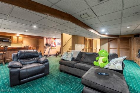 169 Plymouth Drive Bay Village OH 44140