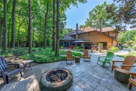 169 Plymouth Drive Bay Village OH 44140