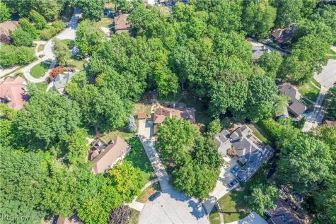 169 Plymouth Drive Bay Village OH 44140