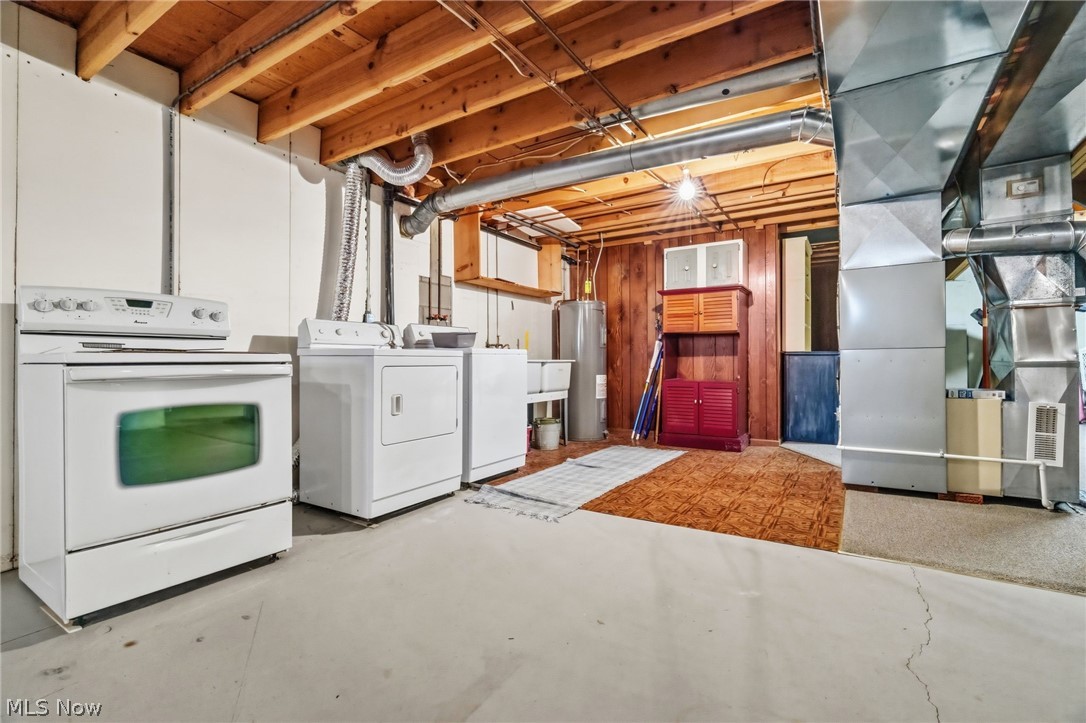 5080 Shamrock Avenue NW North Canton OH 44720