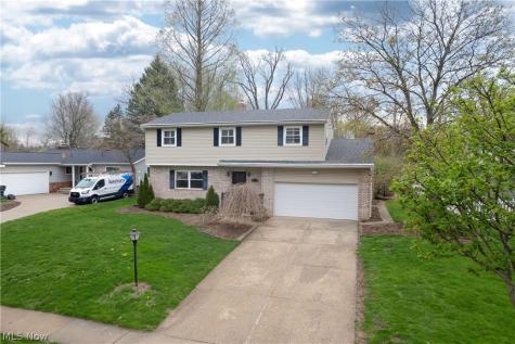 215 Grayling Drive Fairlawn OH 44333