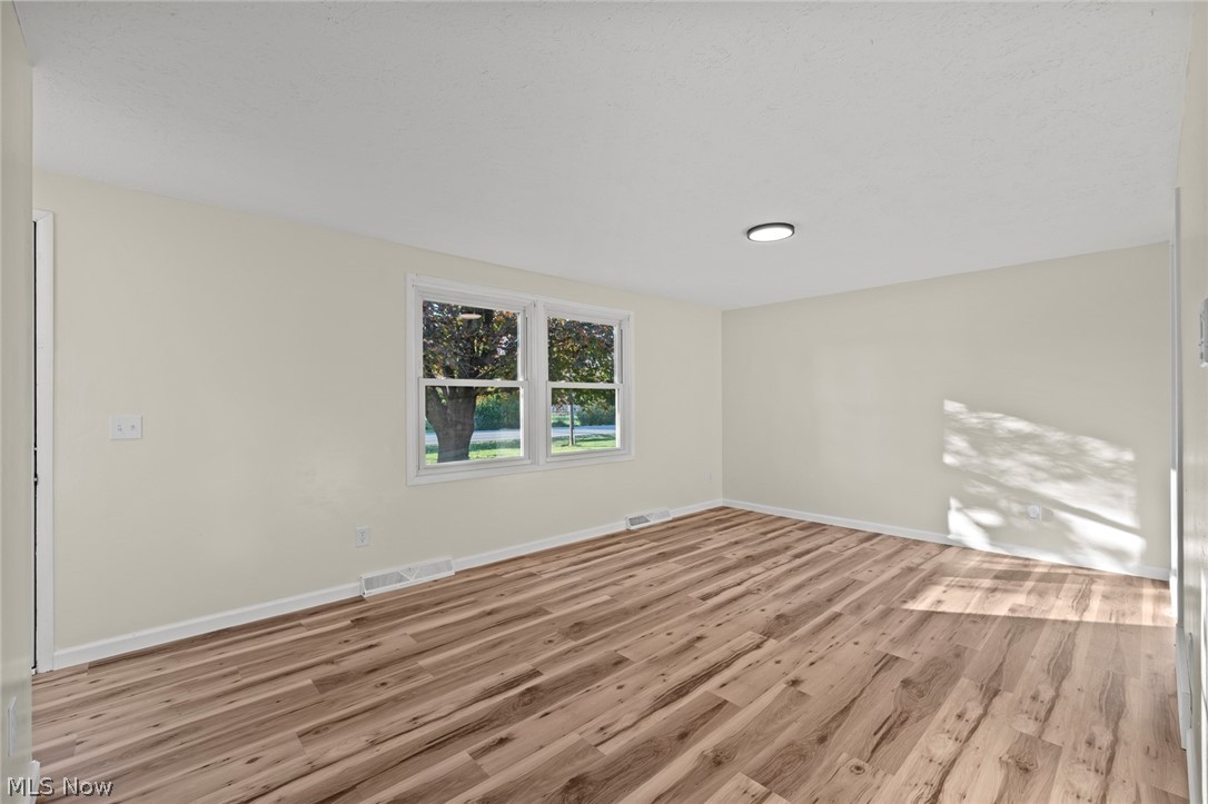 8266 Arlington Avenue NW North Canton OH 44720