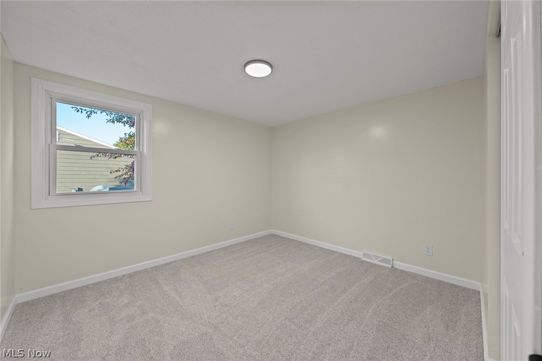 8266 Arlington Avenue NW North Canton OH 44720
