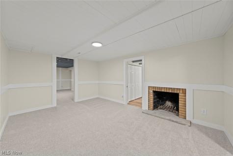 8266 Arlington Avenue NW North Canton OH 44720
