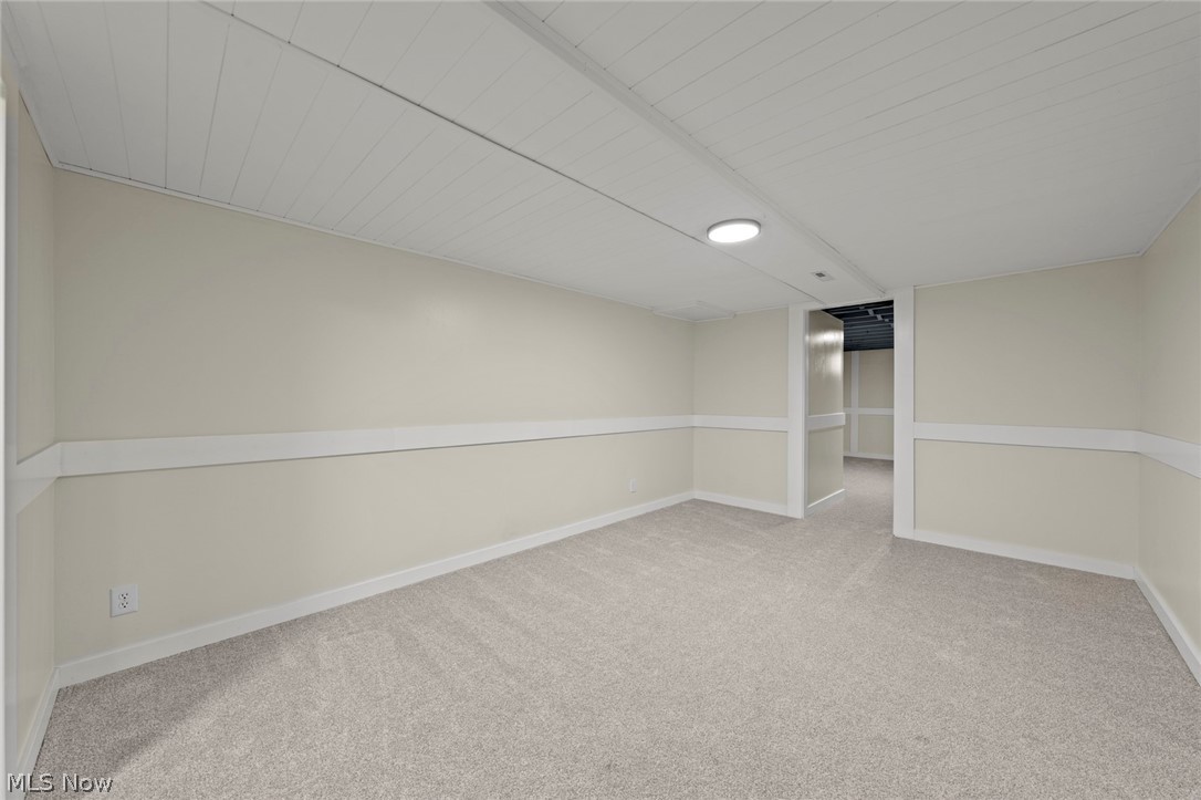 8266 Arlington Avenue NW North Canton OH 44720