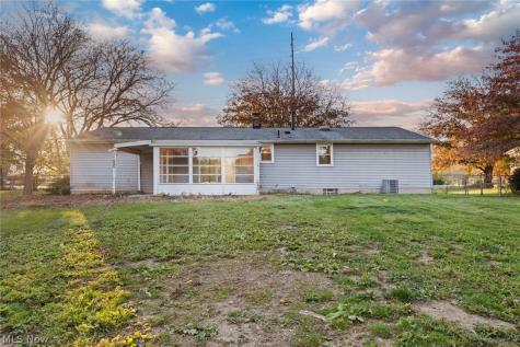 8266 Arlington Avenue NW North Canton OH 44720