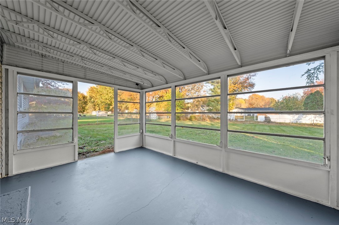 8266 Arlington Avenue NW North Canton OH 44720
