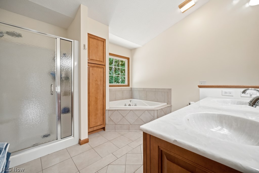 3303 W Smithville Western Road Wooster OH 44691