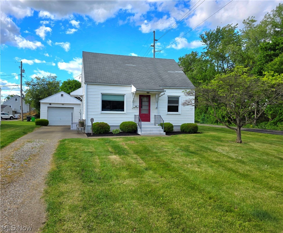 1104 Cassingham Avenue Coshocton OH 43812