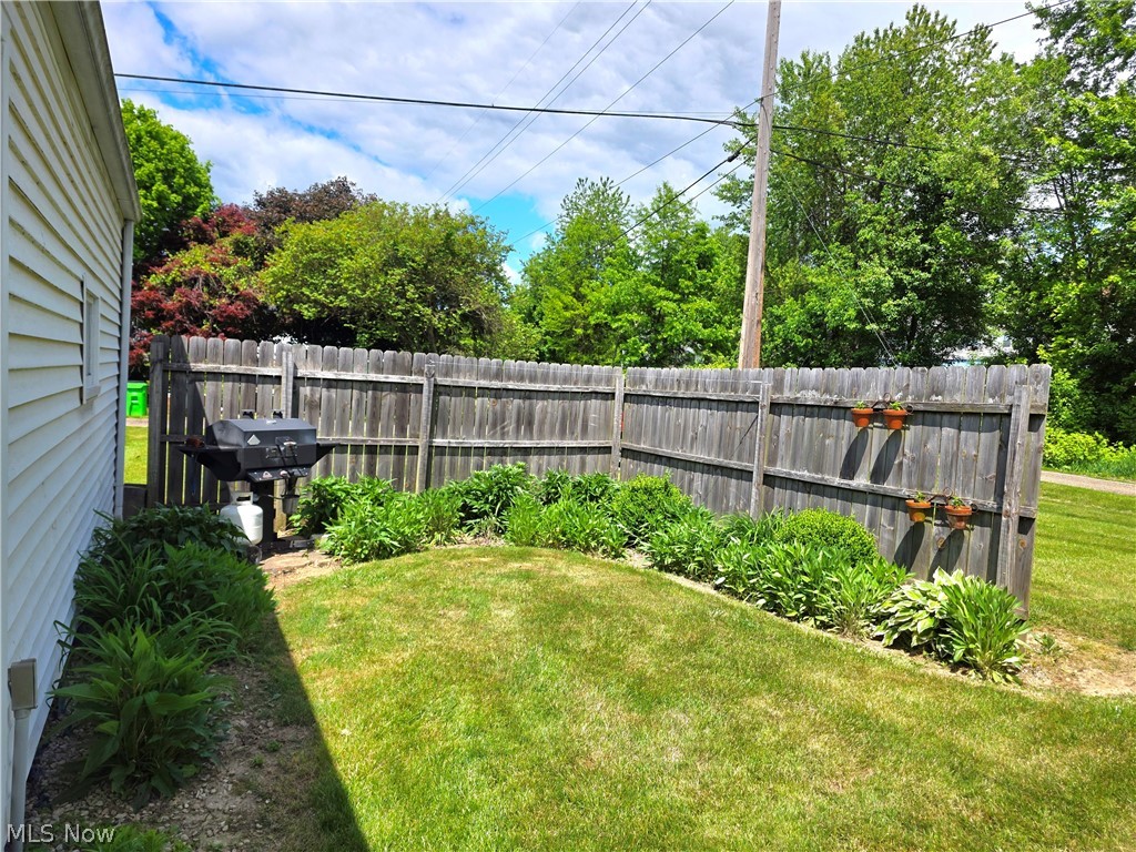 1104 Cassingham Avenue Coshocton OH 43812